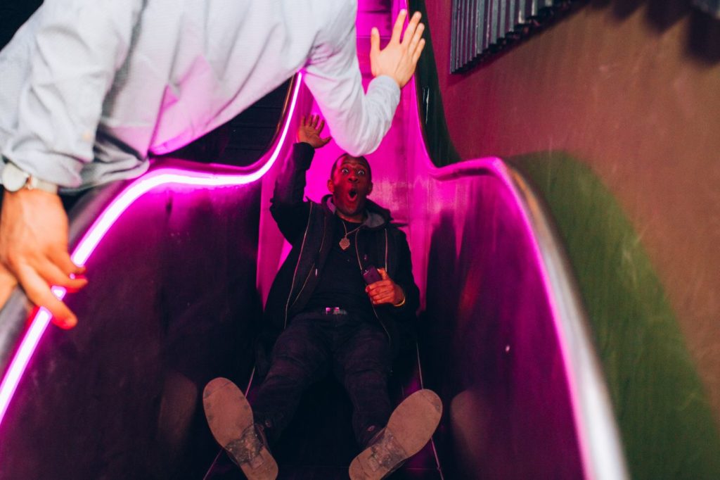 Paris Society Events • Angie Événement de fin année entrée toboggan • Fin d'année