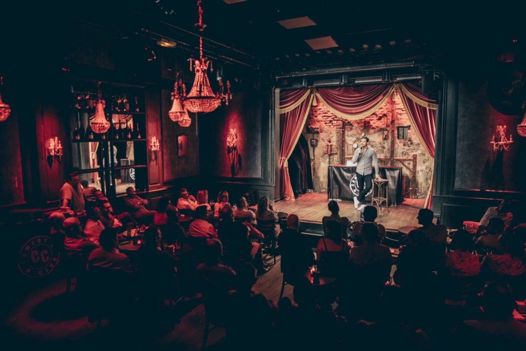 Paris Society Events • Comedy Club Événement entreprise • Fin d'année