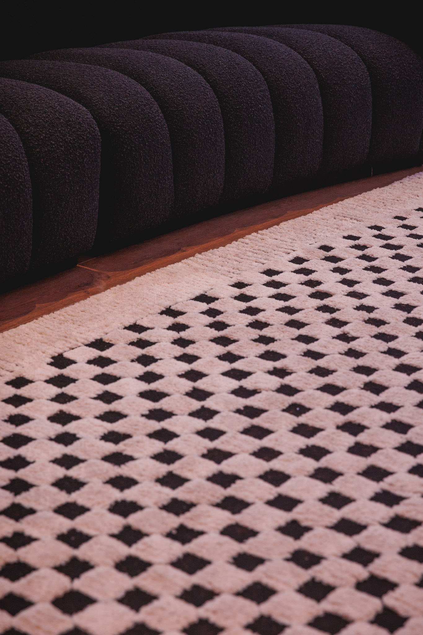 Studio Nellcote carpet and sofa